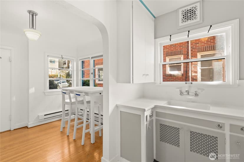 Property photo for 2717 Franklin Avenue E #102, Seattle photo 17