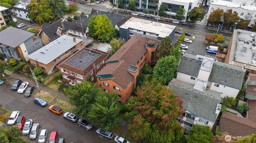 Property photo for 2717 Franklin Avenue E #102, Seattle photo 32