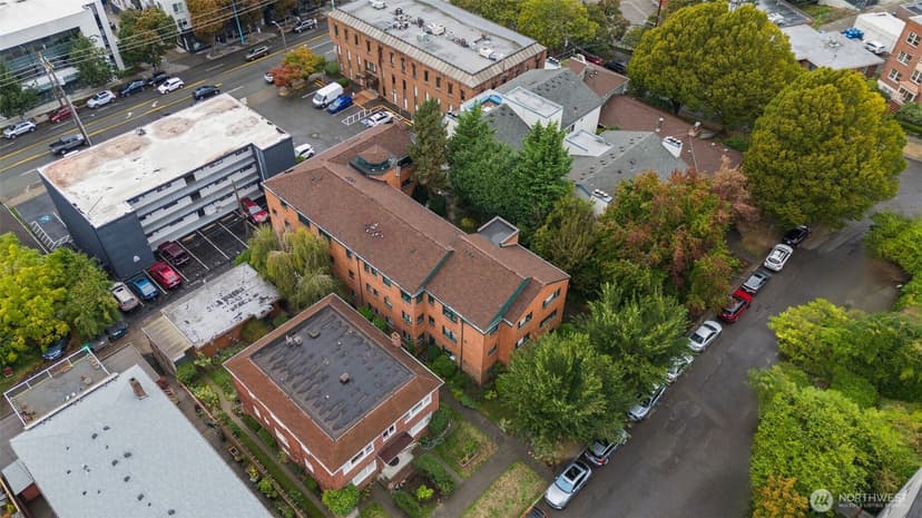 Property photo for 2717 Franklin Avenue E #102, Seattle photo 31