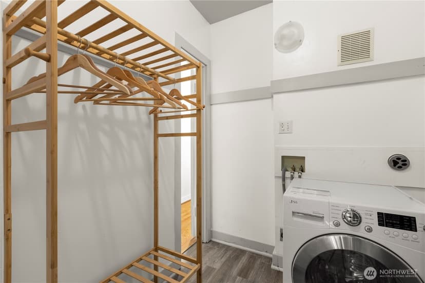 Property photo for 2717 Franklin Avenue E #102, Seattle photo 20