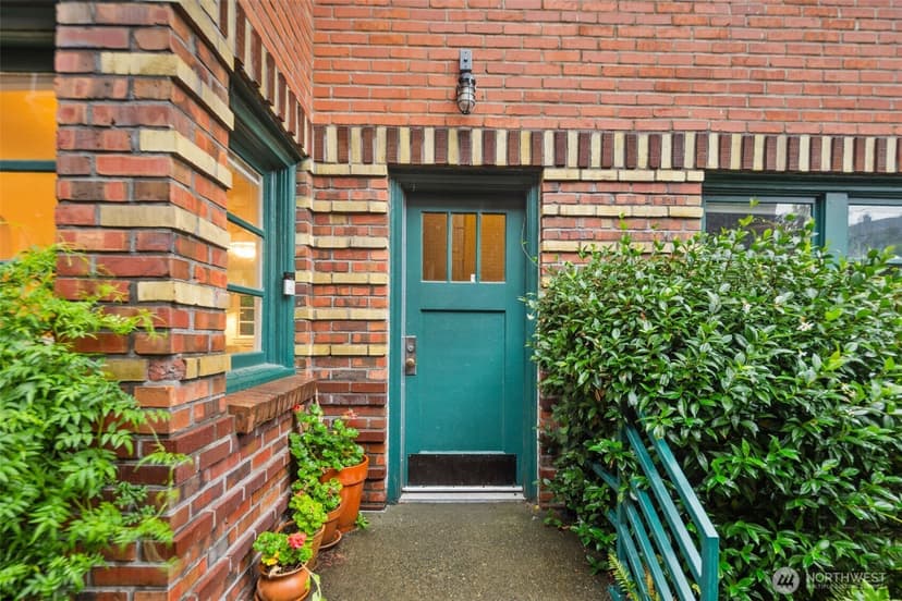Property photo for 2717 Franklin Avenue E #102, Seattle photo 29
