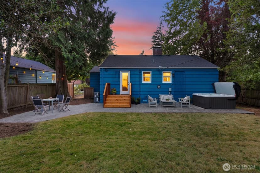Property photo for 8044 38th Avenue NE, Seattle photo 32