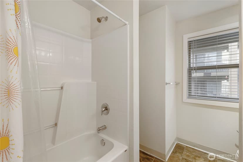 Property photo for 12228 SE Petrovitsky Road #2B, Renton photo 9