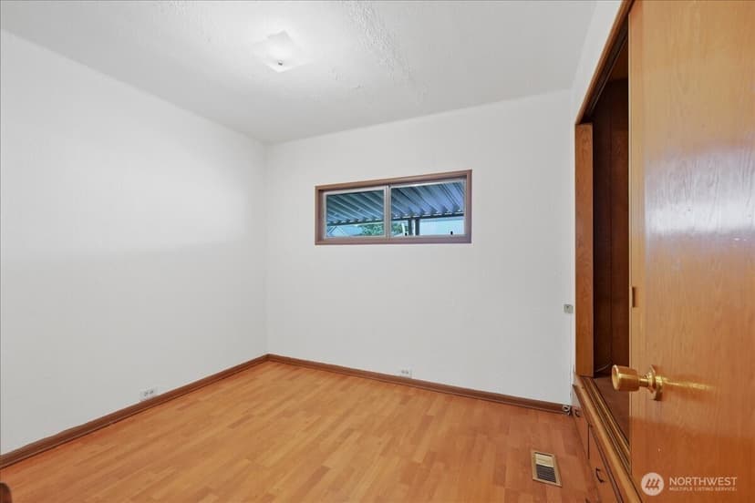 Property photo for 11330 E Riverside Drive #40, Bothell photo 10