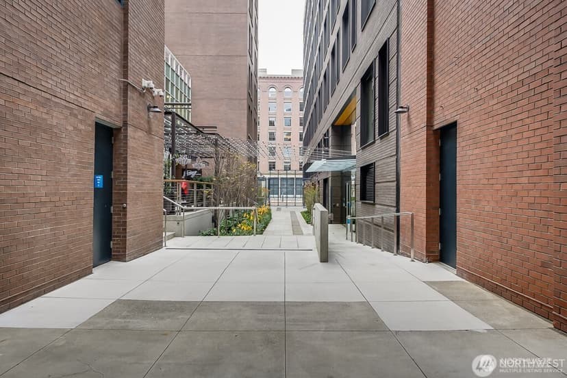 Property photo for 97 S Jackson Street #508, Seattle photo 14