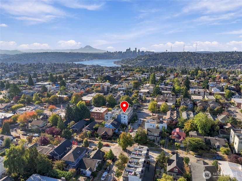 Property photo for 4608 Evanston Avenue N, Seattle photo 25
