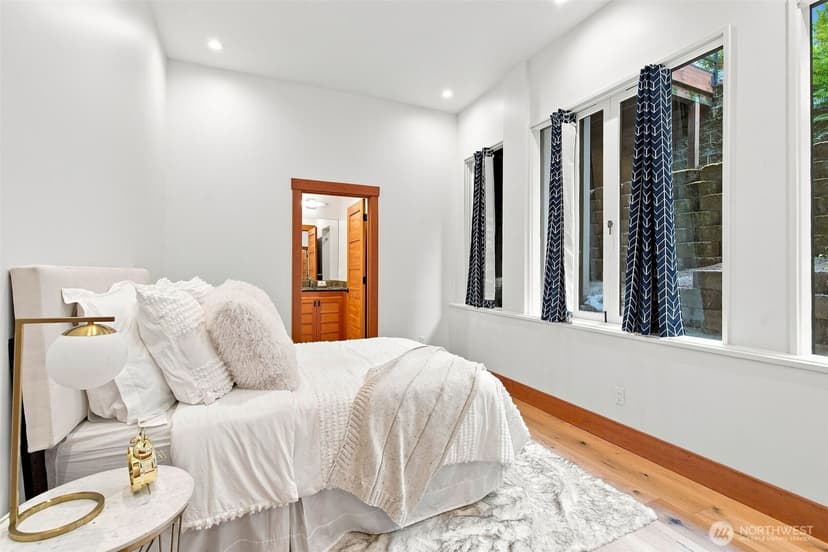 Property photo for 2716 106th Place SE, Beaux Arts photo 21