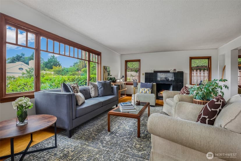 Property photo for 916 Harvard Avenue E, Seattle photo 5