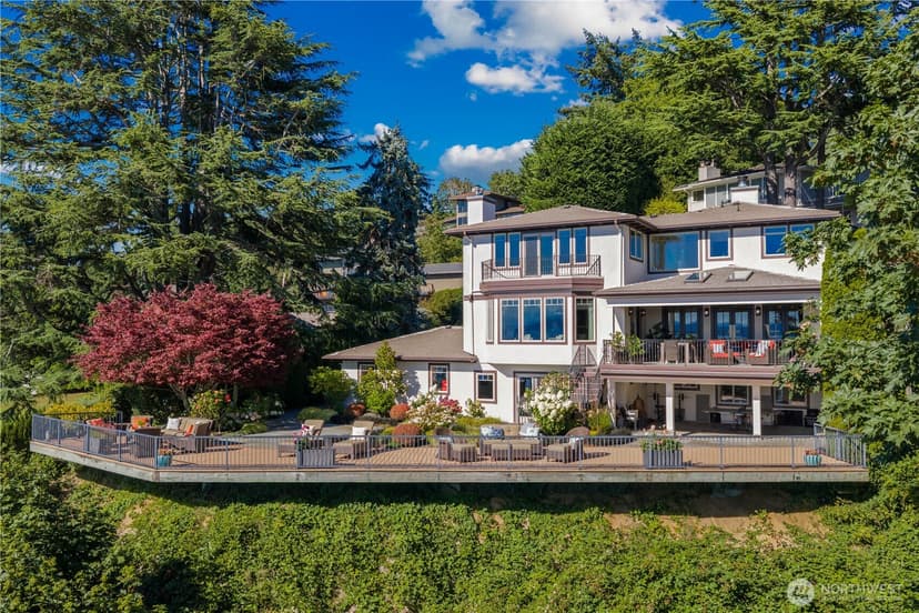 Property photo for 2555 Magnolia Boulevard W, Seattle photo 29
