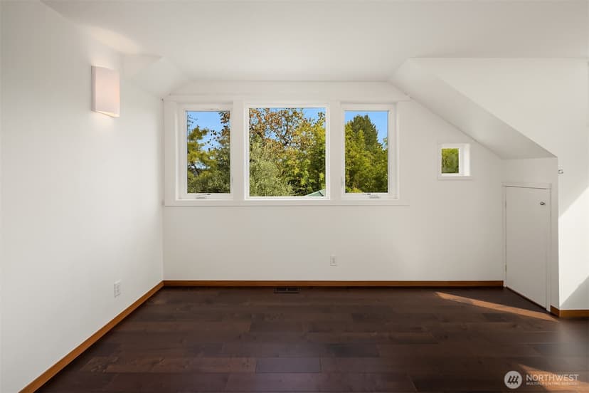 Property photo for 4520 47th Avenue S, Seattle photo 20