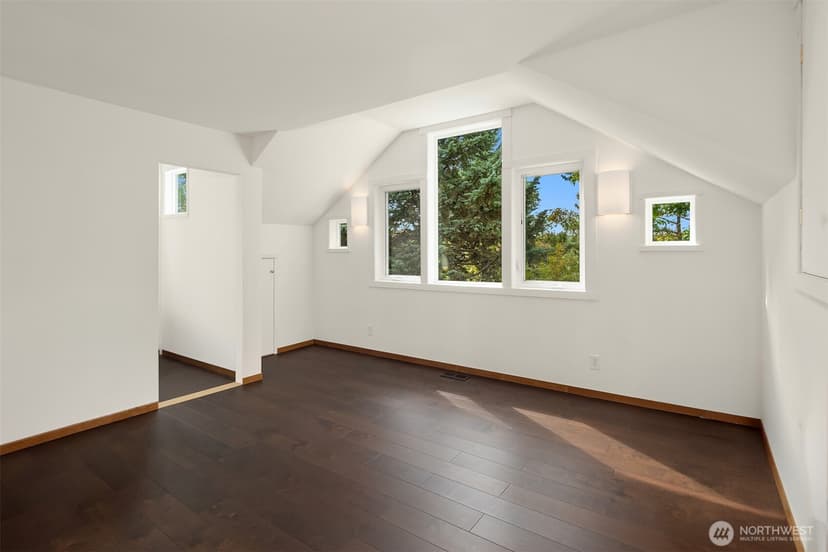 Property photo for 4520 47th Avenue S, Seattle photo 21