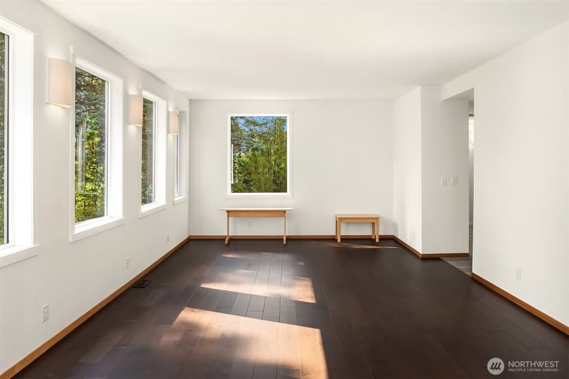Property photo for 4520 47th Avenue S, Seattle photo 11