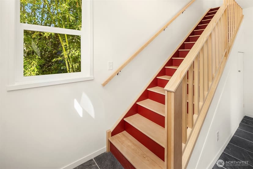 Property photo for 4520 47th Avenue S, Seattle photo 15