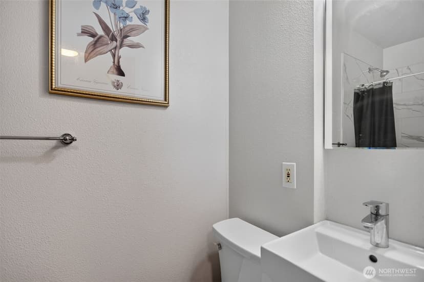 Property photo for 12809 4th Avenue S, Burien photo 13