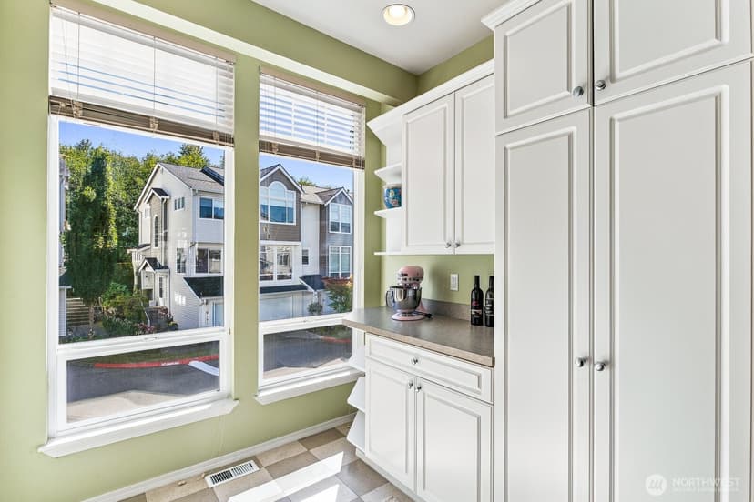 Property photo for 5500 Harbour Pointe Boulevard #Q102, Mukilteo photo 7