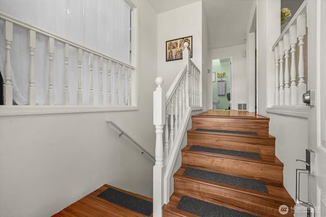 Property photo for 1908 Oak Road, Lynnwood photo 4
