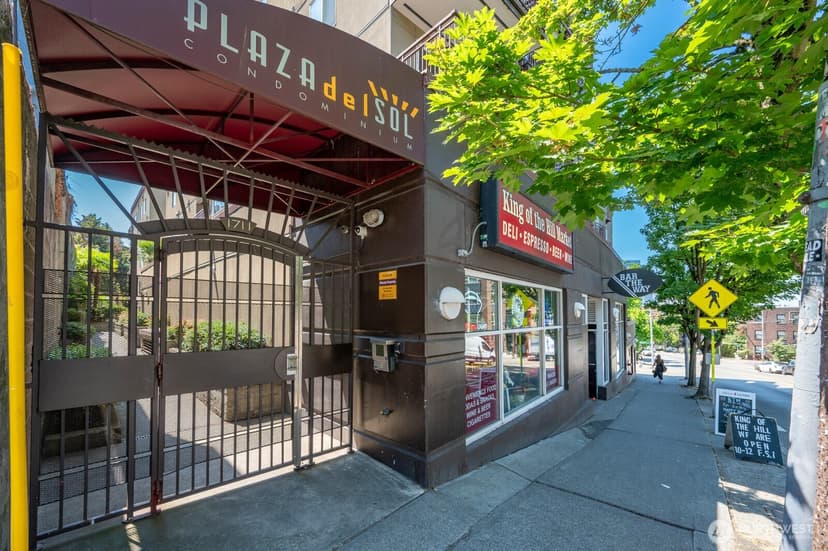 Property photo for 1711 E Olive Way #305, Seattle photo 29