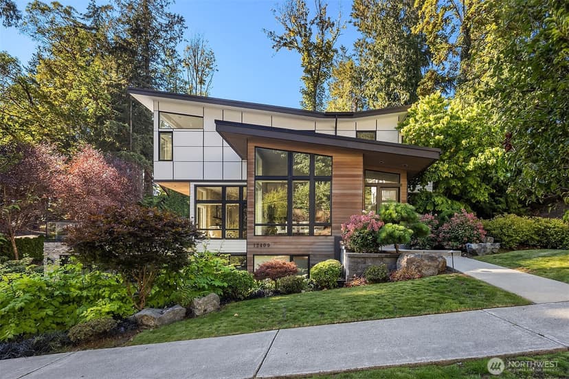 Property photo for 12409 68th Avenue NE, Kirkland photo 33