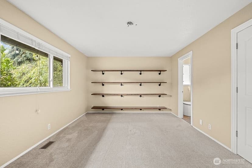 Property photo for 14908 221st Avenue NE, Woodinville photo 22