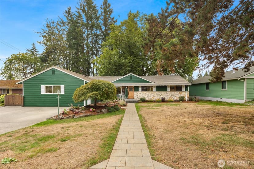 Property photo for 10611 NE 193rd Street, Bothell photo 2