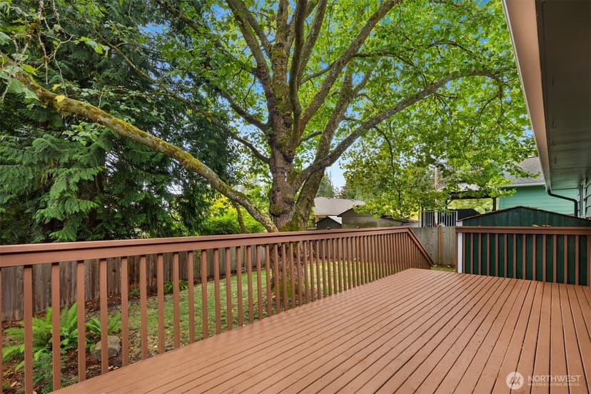 Property photo for 10611 NE 193rd Street, Bothell photo 34