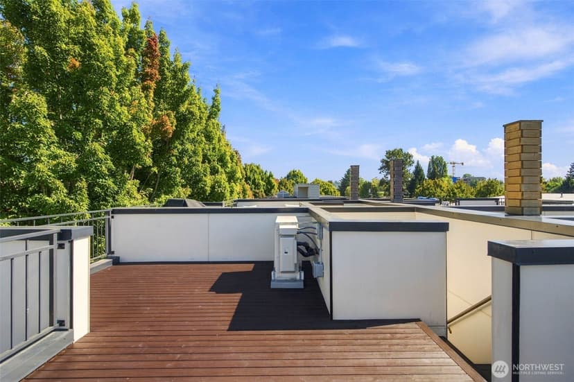 Property photo for 1039 S Cloverdale Street #A, Seattle photo 22