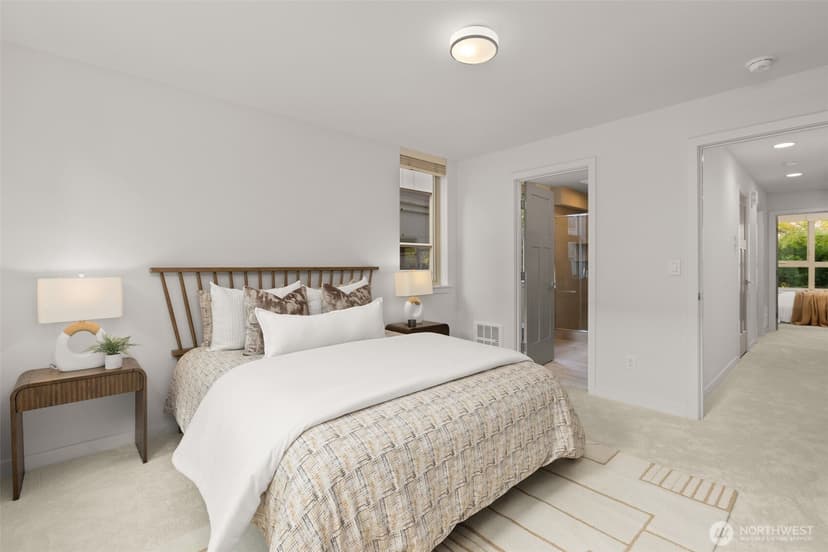 Property photo for 3817 Gilman Avenue W, Seattle photo 12