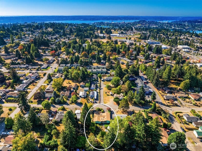 Property photo for 1322 Ivy Road, Bremerton photo 31