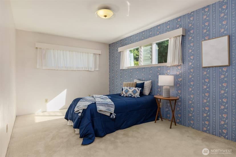 Property photo for 1322 Ivy Road, Bremerton photo 18