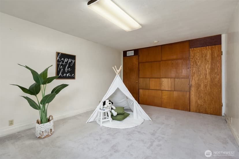 Property photo for 1322 Ivy Road, Bremerton photo 12