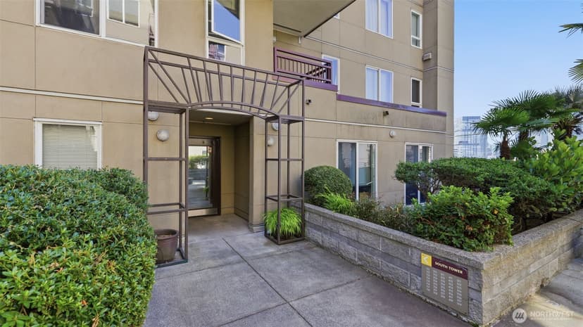 Property photo for 1711 E Olive Way #215, Seattle photo 7