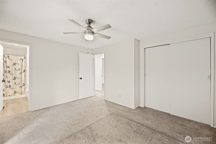 Property photo for 2415 80th Place SE, Everett photo 14