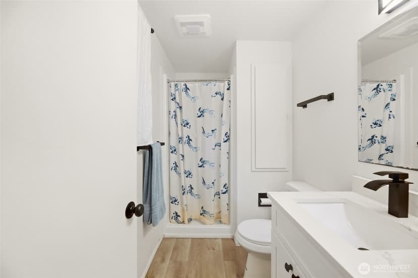 Property photo for 2415 80th Place SE, Everett photo 15