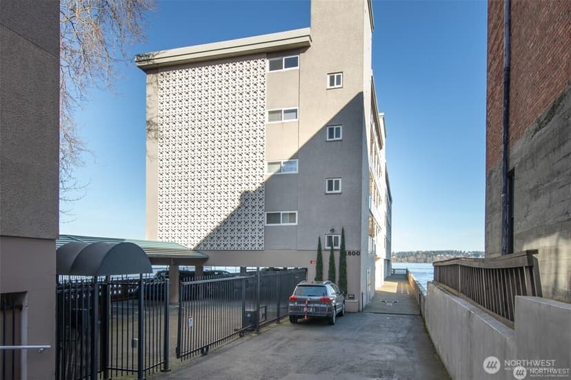 Property photo for 1800 43rd Avenue E #A105, Seattle photo 14