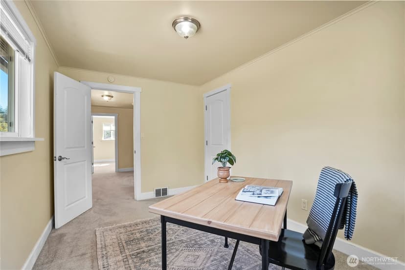 Property photo for 8003 NE 203rd Street, Kenmore photo 26