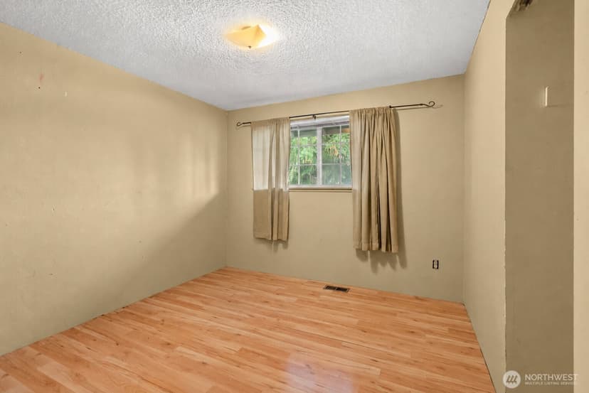 Property photo for 13708 SE 268th Street, Kent photo 10