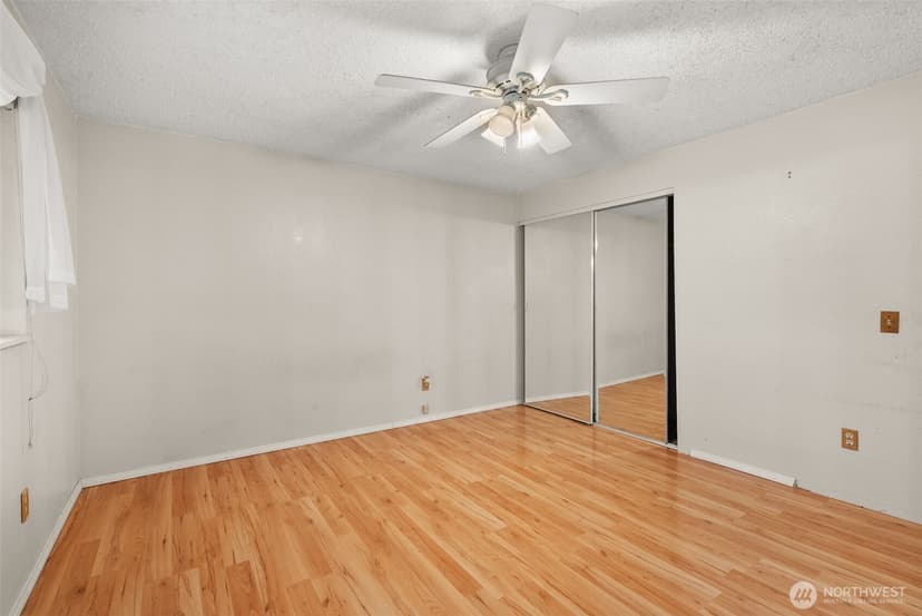 Property photo for 13708 SE 268th Street, Kent photo 13