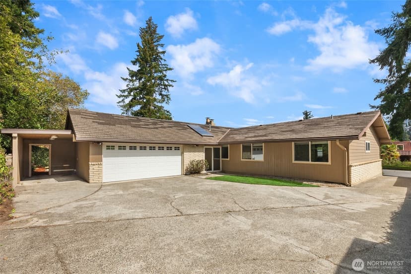 Property photo for 1635 180th Avenue NE, Bellevue photo 17