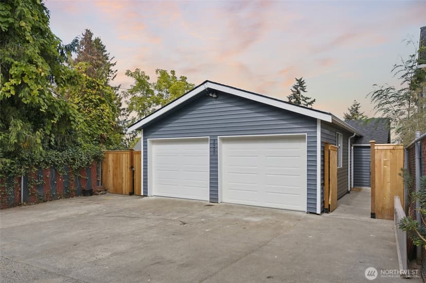 Property photo for 3925 S Americus Street, Seattle photo 31