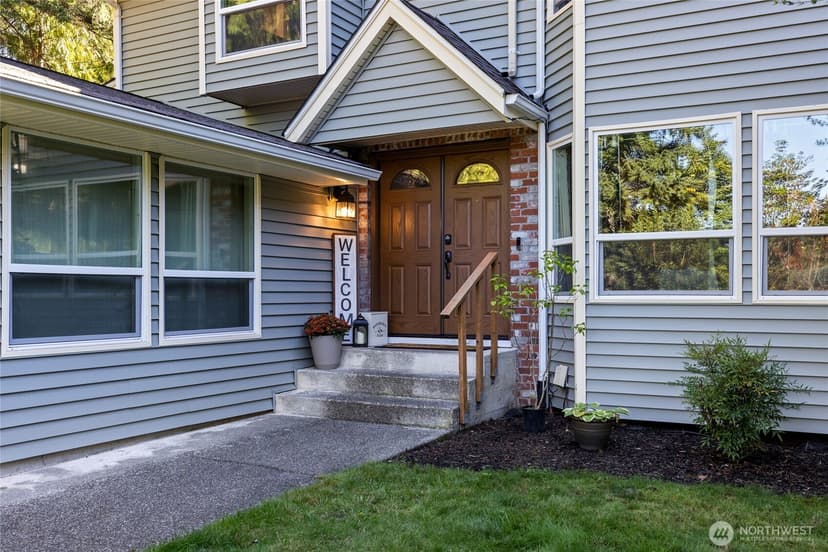 Property photo for 3530 24th Avenue SE, Puyallup photo 2