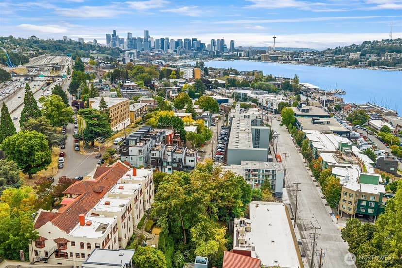 Property photo for 2901 Franklin Avenue E #A, Seattle photo 38