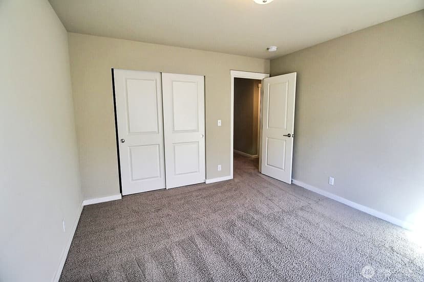 Property photo for 6321 Victoria Avenue SE, Auburn photo 17