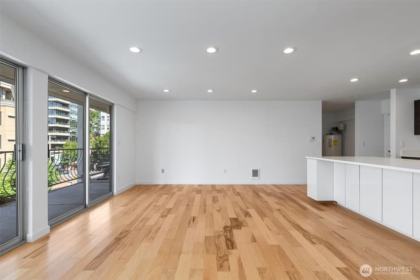 Property photo for 10129 Main Street #306, Bellevue photo 6