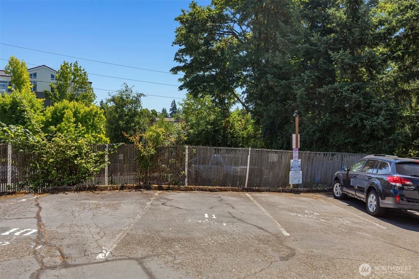 Property photo for 10129 Main Street #306, Bellevue photo 29
