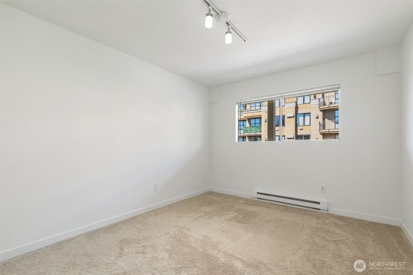 Property photo for 10129 Main Street #306, Bellevue photo 19