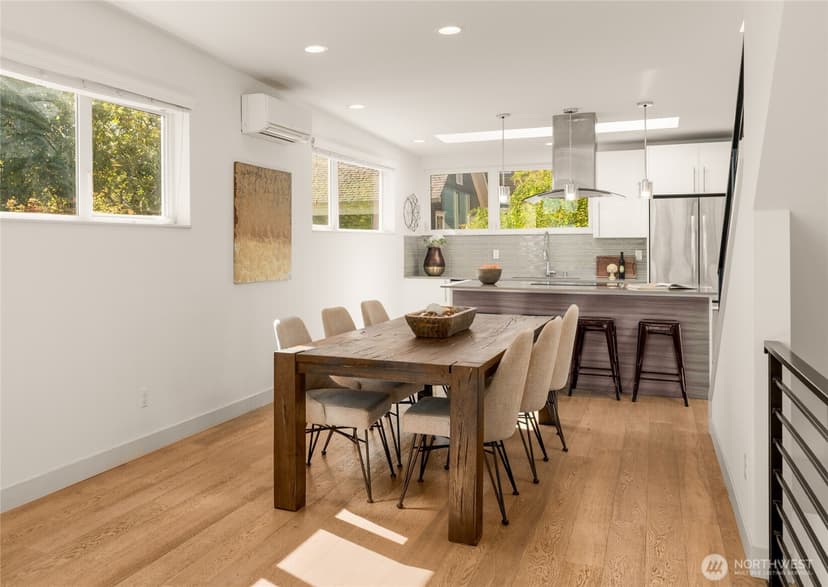 Property photo for 104 -A 19th E, Seattle photo 8
