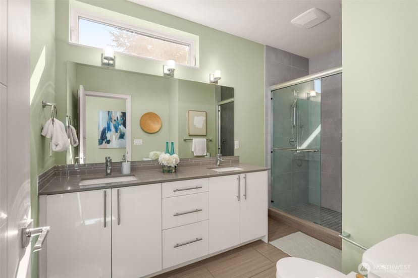 Property photo for 104 -A 19th E, Seattle photo 21