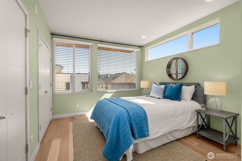 Property photo for 104 -A 19th E, Seattle photo 19