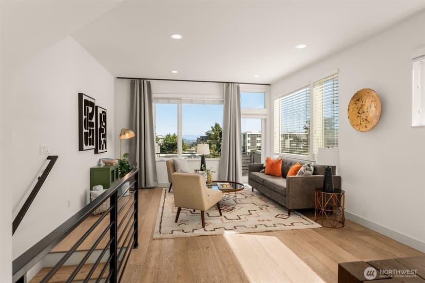 Property photo for 104 -A 19th E, Seattle photo 5