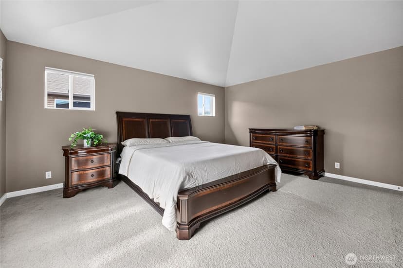 Property photo for 6321 Thomas Place SE, Auburn photo 15